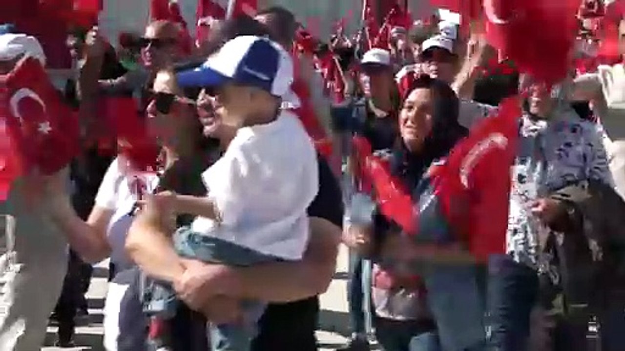 ESKİŞEHİR CHORÉGRAPHIE SPÉCIALE POUR LE 100ÈME ANNIVERSAIRE DE LA RÉPUBLIQUE