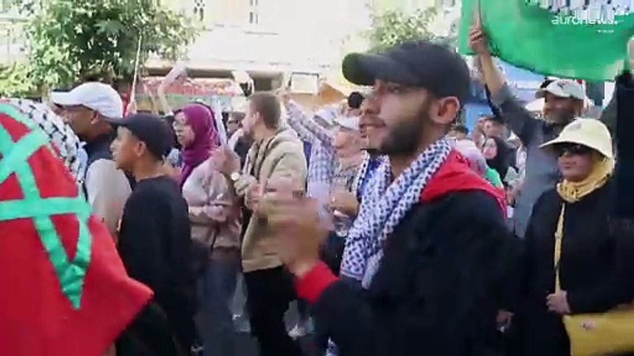 "لا للتطبيع".. مسيرة حاشدة في الدار البيضاء تضامنا مع غزة وضد القصف الإسرائيلي