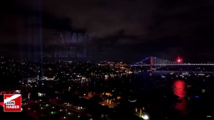 İstanbul Boğazı'nda drone gösterisi