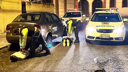 DETENIDOS AUTOS ROBADOS QUITO