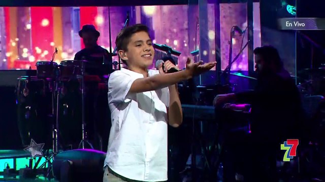 Jeremy Solís - Ella es mi fiesta - Carlos Vives Andrés Castro