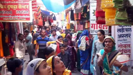 बाजारों में दिखी पर्व की रौनक, खरीददारों की उमड़ी भीड़, देखे वीडियो