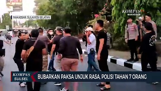 Bubarkan Paksa Unjuk Rasa, Polisi Tahan 7 Orang Demonstran