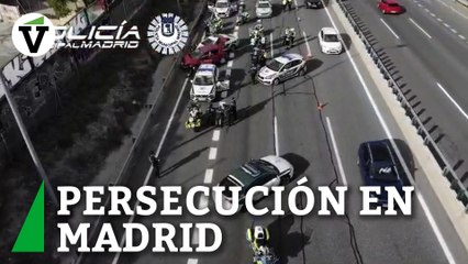 下载视频: Detenido en Madrid un conductor drogado tras una persecución en la que arrolló a varios coches de la Policía