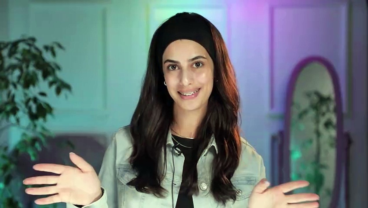 بالفيديو، تحدي المكياج بفرشاة البودرة و الماء