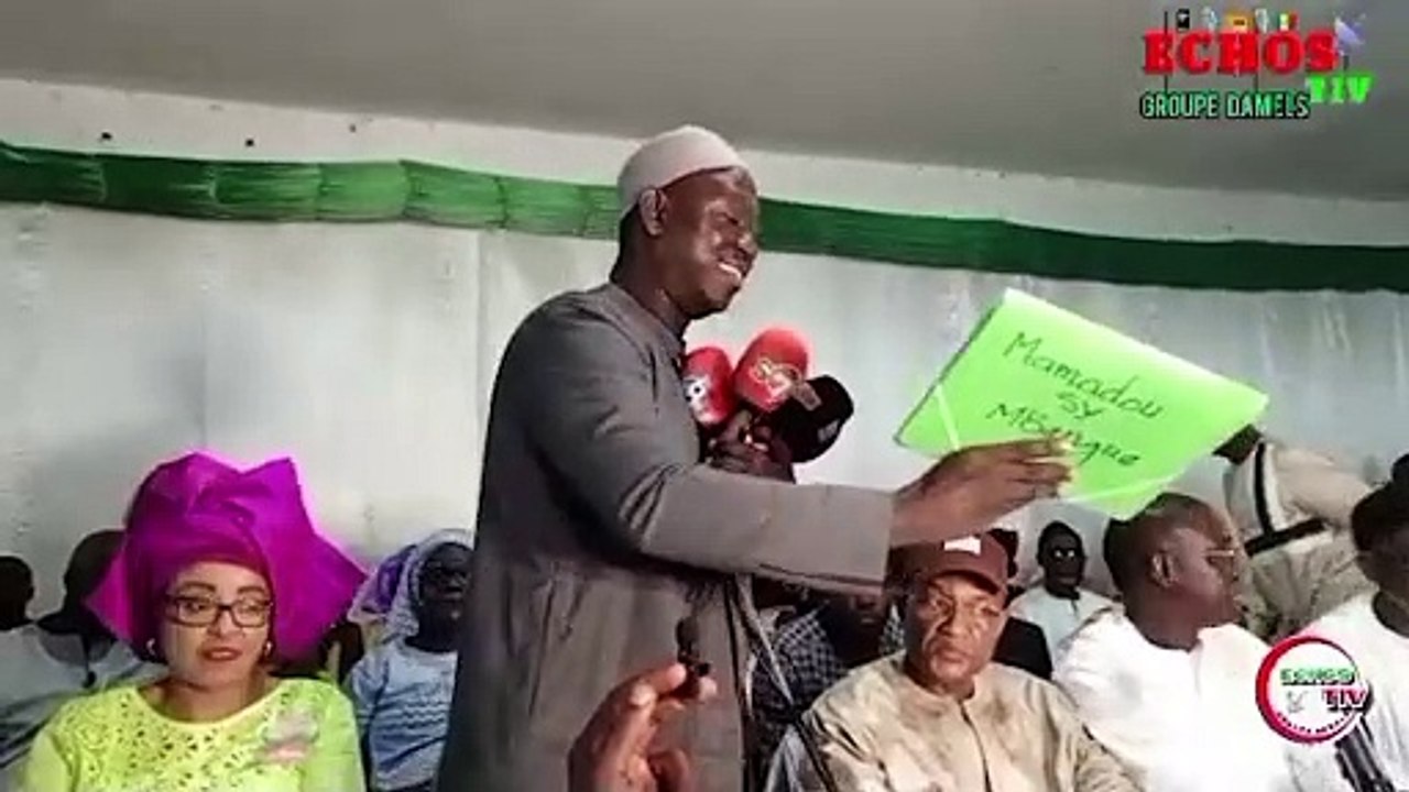 Diagne Sy Mbengue remet un premier lot de 7650 parrainages pour la candidature de Amadou Ba