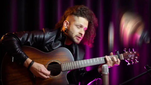 MARCELO CARVALHO _ ELVIS PRESLEY _ Suspicious Minds _ Acoustic Cover