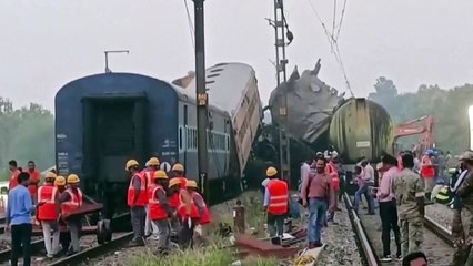 Acidente ferroviário na Índia deixa 13 mortos