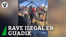 La rave ilegal de Guadix: 48 horas desde su inicio y 300 personas sin intención de acabar la fiesta