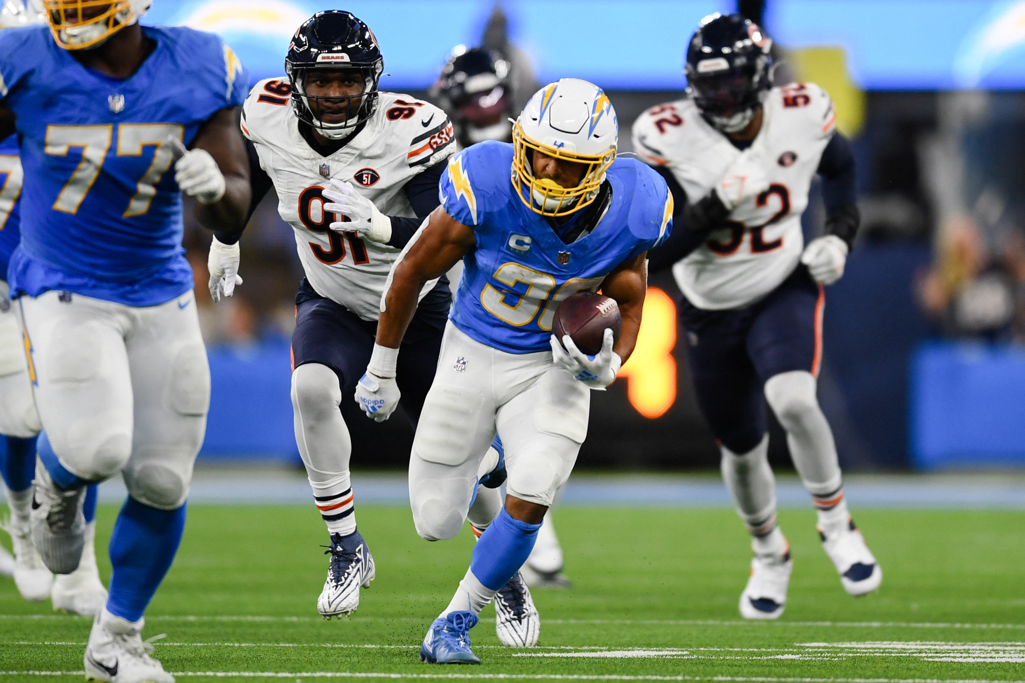 NFL : Les Chargers se relancent contre Chicago