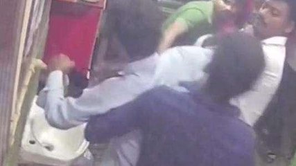 जौनपुर: दूकान के अंदर जमकर तांडव, देखे वायरल वीडियो