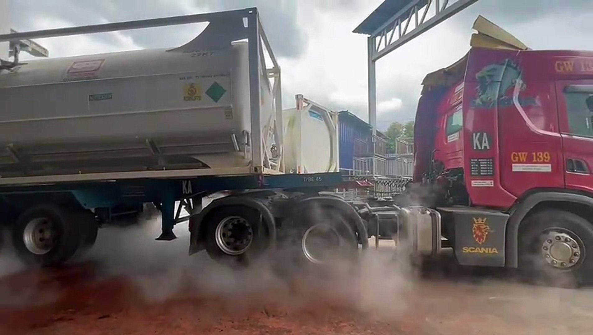 供应商加快抢修 榴梿厂液氮    恢复50%