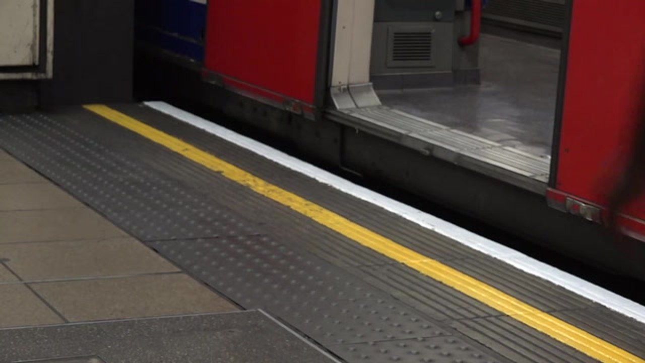 Mind the gap! New Piccadilly line trains will mean platform 'shaving' sparking new safety fears