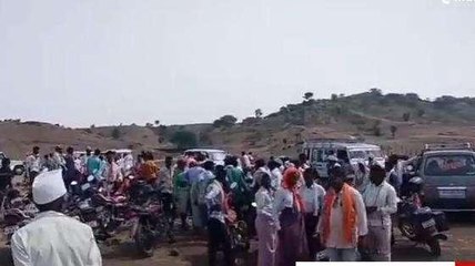 बड़वानी: आखिरी दिन नामांकन दाखिल करने पहुँचे सभी दल के प्रत्यासी, देखें video