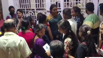 भागलपुर: मार्कशीट नहीं मिलने से नाराज सैकड़ों छात्राओं ने विश्वविद्यालय में किया हंगामा