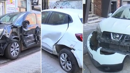 Kadıköy'de, TIR şoförü park halinde olan 20’yi aşkın araca çarptı