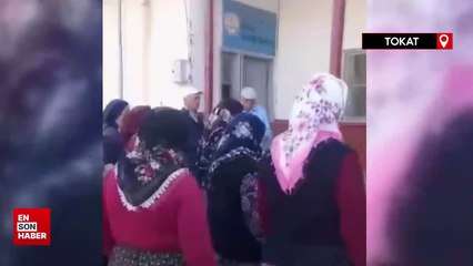 Tokatlı teyzelerden şiir okuyarak Cumhuriyet Bayramı kutlaması