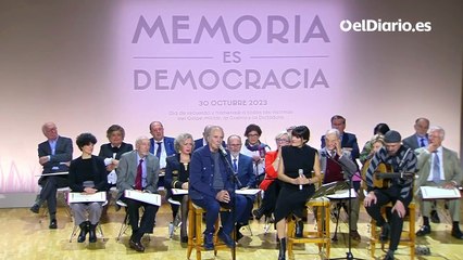 Serrat: "Un pueblo que pierde la memoria pierde la llave para abrir la puerta del futuro"