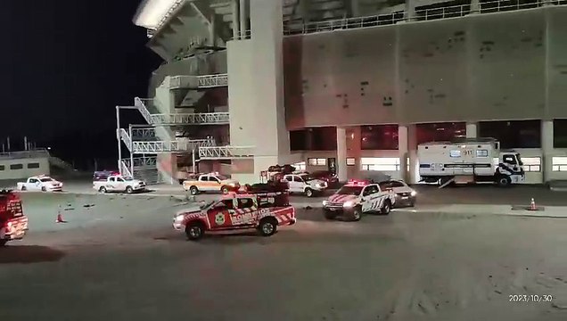 brigadistas y bomberos cordobeses
