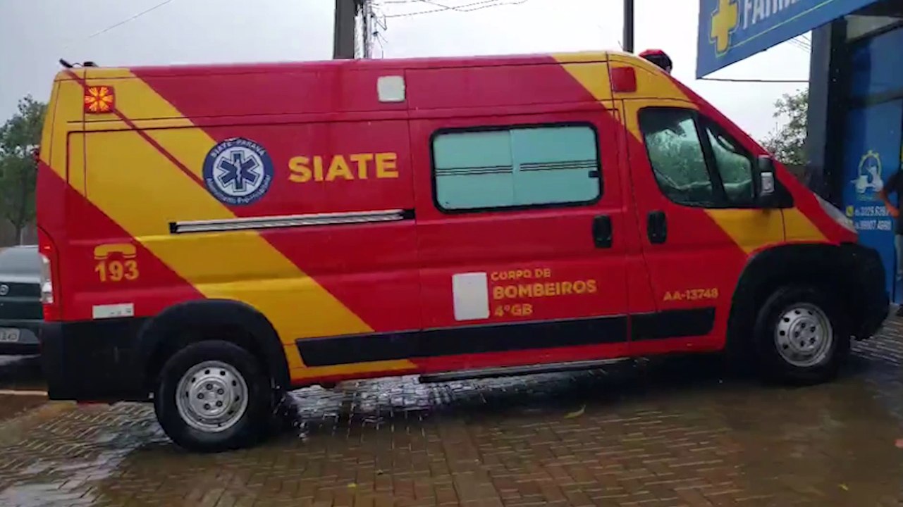 Ciclista fica ferido ao ser atingido por porta de carro no Santo Onofre
