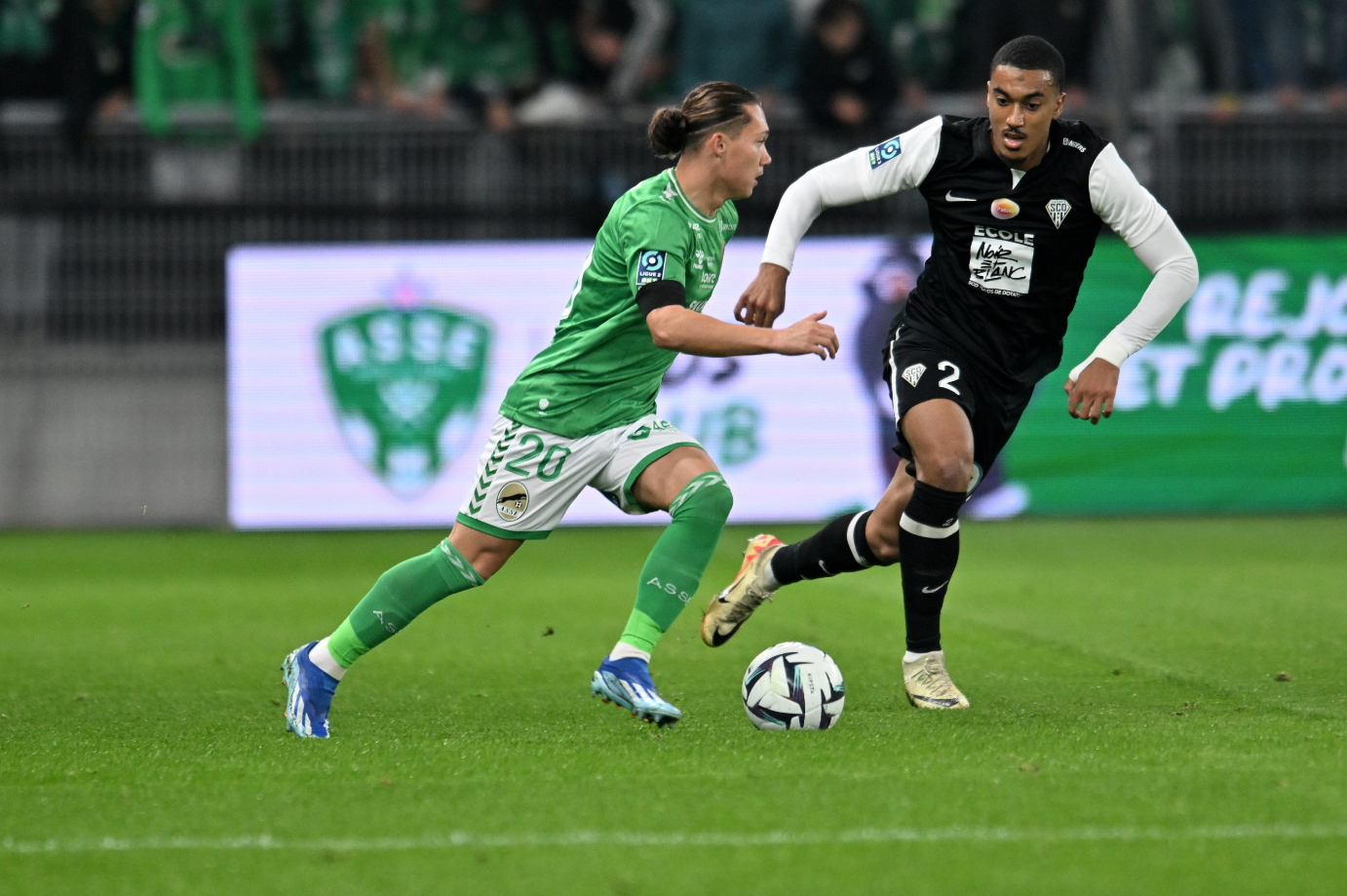 Ligue 2 : Saint-Etienne gagne le choc contre Angers !