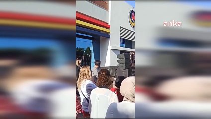 Öğretmenin Cumhuriyet konuşması tepkilere neden oldu