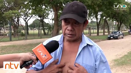 Cámaras registran el asalto en motocicleta de un albañil