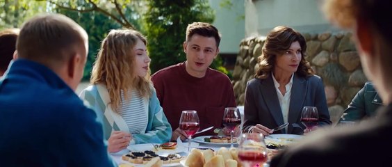 Добро пожаловать в семью | movie | 2022 | Official Trailer