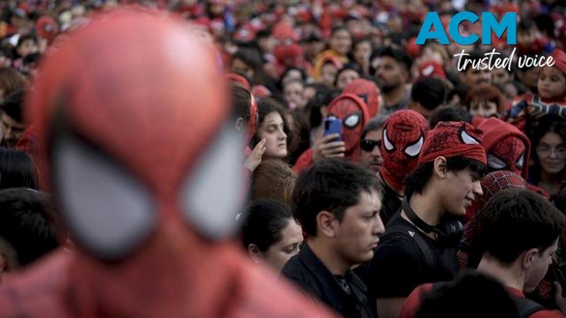 Spidey fans unite to web-sling their way into Guinness World Records