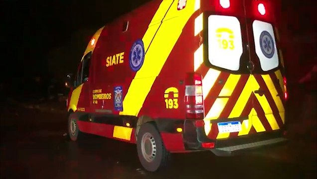 Homem é ferido pela irmã a golpes de faca na Rua Emilio Menezes