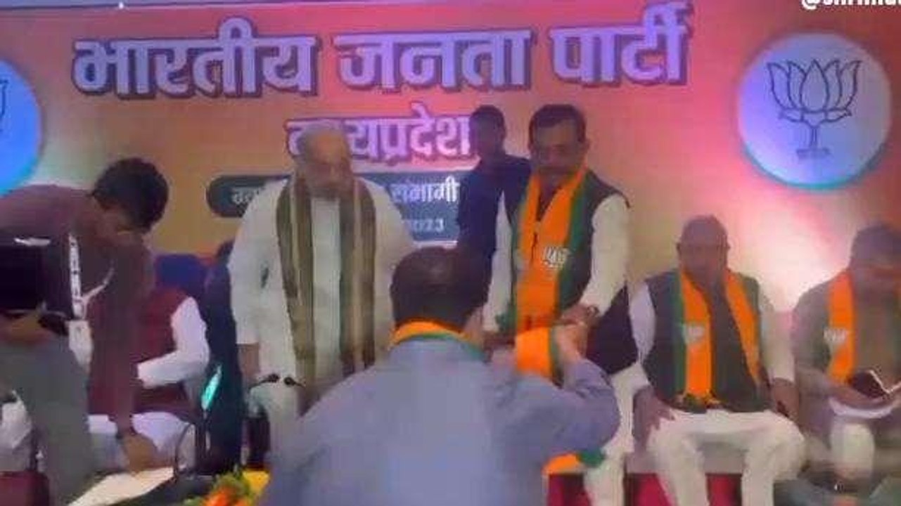 देर रात अमित शाह ने की हाई लेवल बैठक, कई बड़े मुद्दों पर हुई चर्चा