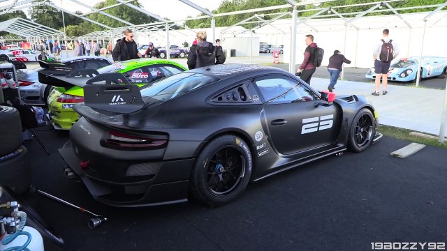 Porsche 911 GT2 RS Clubsport 25_ Manthey Racing_s 25th Anniversary Special Edition Car in action_(1080P_60FPS)