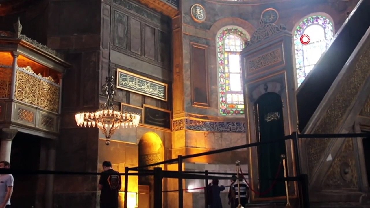 Ayasofya Camii ücretli mi oldu? Ayasofya Camii turist ücreti ne kadar oldu?