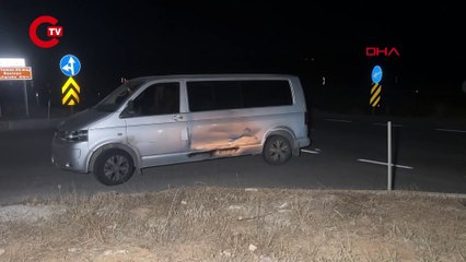 Takipteki minibüs polis araçlarına çarpıp takla attı 6'sı polis 9 yaralı