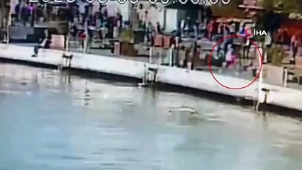 Download Video: Kadıköy'de Müzisyeni Bıçaklayarak Öldüren Sanık Hakkında Müebbet Hapis Cezası Talebiyle Dava Açıldı