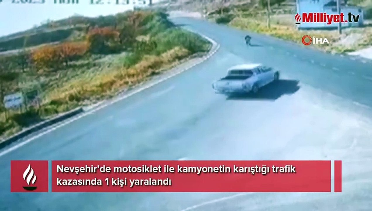 Kaza göz göre göre geldi! Dikkatsiz sürücü...