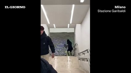 Milano Garibaldi, i binari allagati della stazione