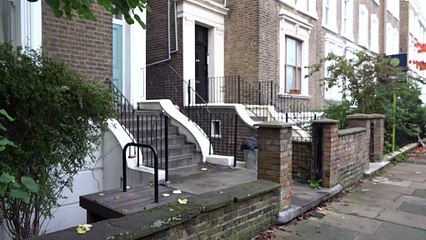 Dominic Cummings leaves home for Covid Inquiry