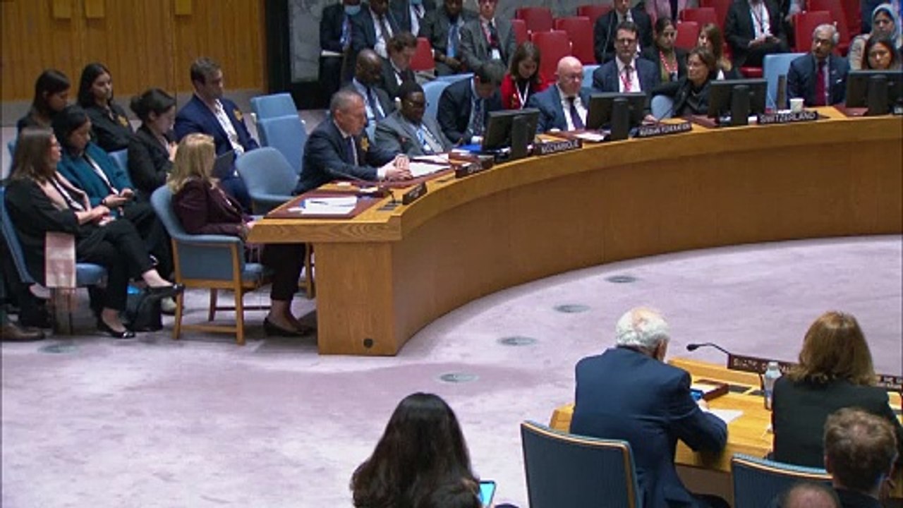 Israelischer UN-Botschafter heftet sich Judenstern an