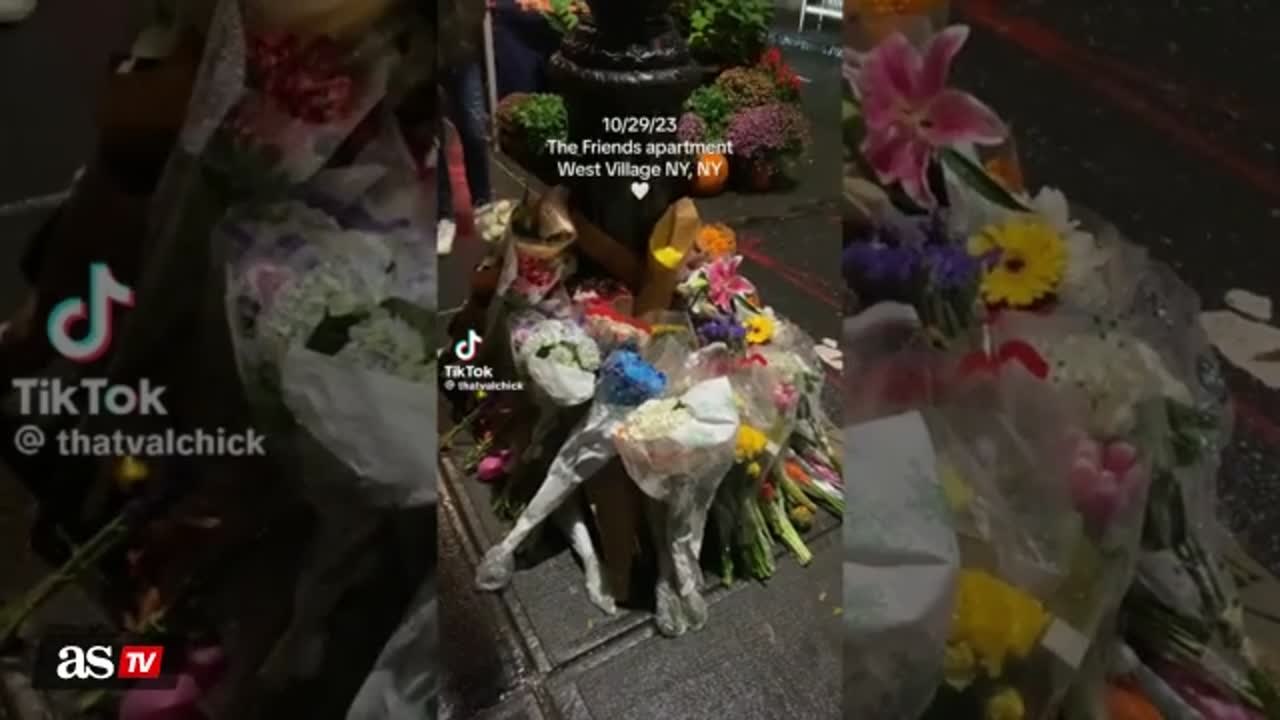 “Friends” apartment filled with flowers as tribute to Matthew Perry