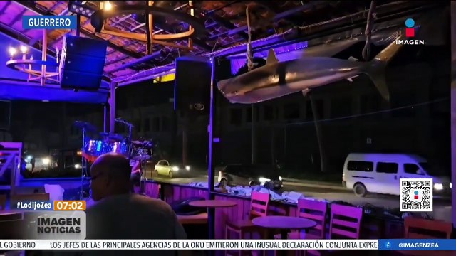 Abren bar en Acapulco para agradecer a voluntarios y brigadistas