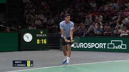 Francisco Cerúndolo derrotó a Monfils en un partidazo y avanzó en París
