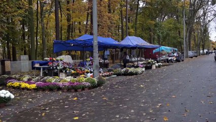Bezpieczeństwo przy cmentarzach: jak dbać o siebie i bliskich 🕯️
