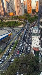 Engarrafamento na Av. Vasco da Gama, em Salvador