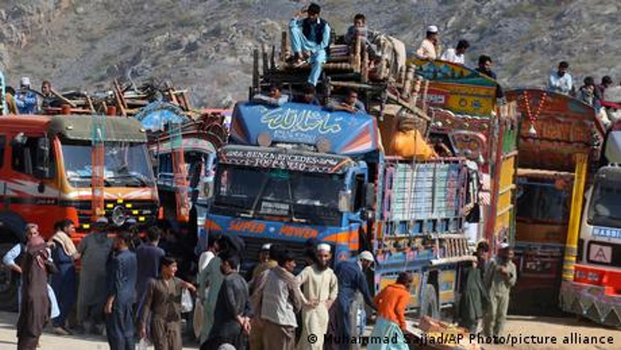 Pakistan droht 1,7 Millionen Afghanen mit Ausweisung