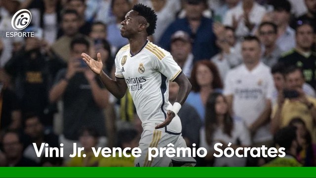 Vinícius Jr. vence Prêmio Sócrates na cerimônia da Bola de Ouro