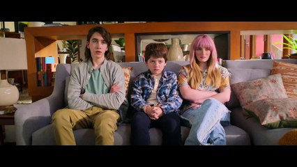 Dad or Mom (2023) – Official Trailer | A Comedy of Divorced Parents Fighting for Success 🎬