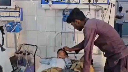 बाड़मेर: फूड पॉइजनिंग से 10 लोगों की बिगड़ी तबीयत, परिजन लेकर दौड़े अस्पताल, क्या खाया ऐसा?