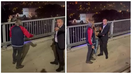 Abdurrahim Albayrak köprüde intihar girişiminde bulunan kişiyi ikna etti