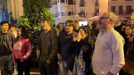 Una protesta contra la pujada dels impostos interromp el ple d'Igualada